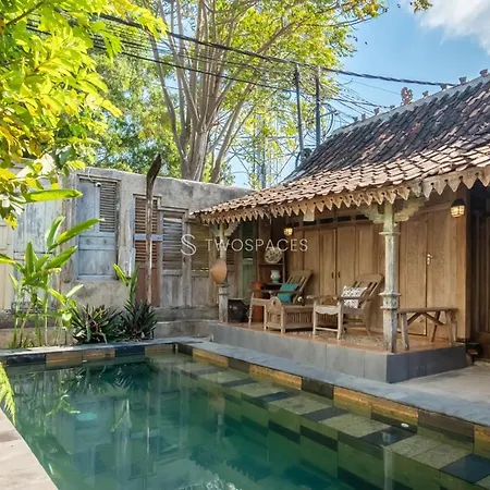 Twospaces Living At Kayu Beach Villa, Nusa Dua Beach