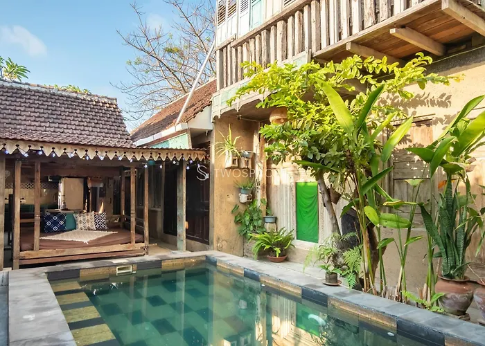 Twospaces Living At Kayu Villa, Accommodatie bij particulieren