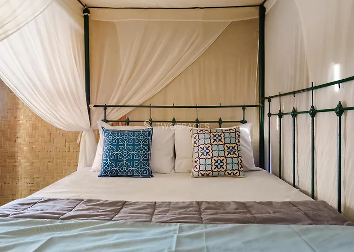 Accommodatie bij particulieren Twospaces Living At Kayu Villa, Nusa Dua (Bali)