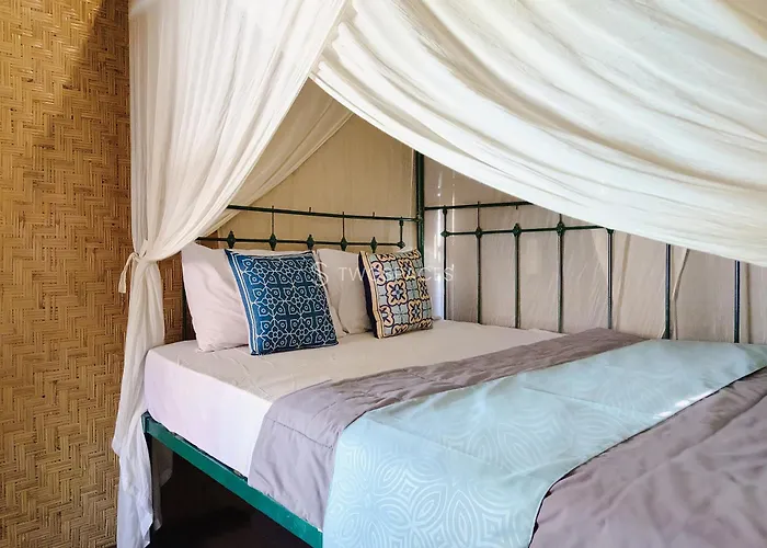 Twospaces Living At Kayu Villa, Accommodatie bij particulieren