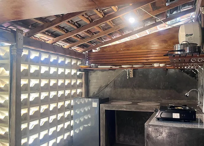 Twospaces Living At Kayu Villa, Accommodatie bij particulieren *