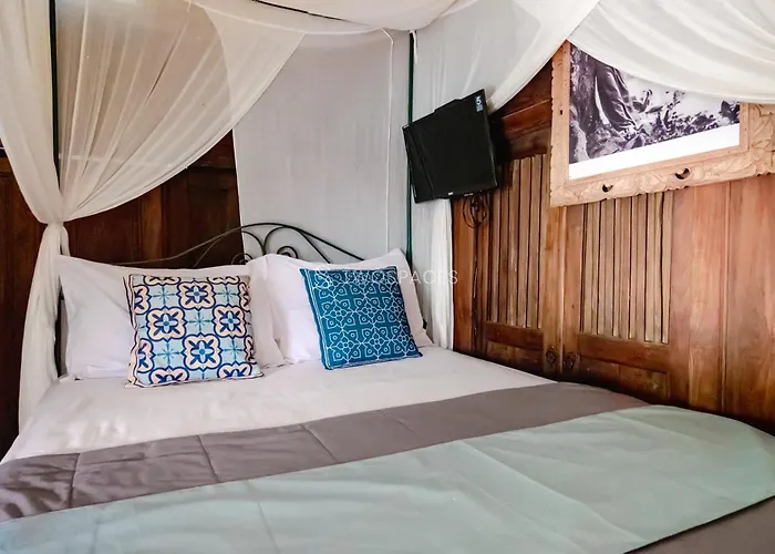 Twospaces Living At Kayu Villa, Accommodatie bij particulieren *