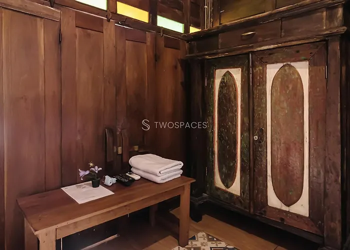 Twospaces Living At Kayu Villa, Nusa Dua (Bali)