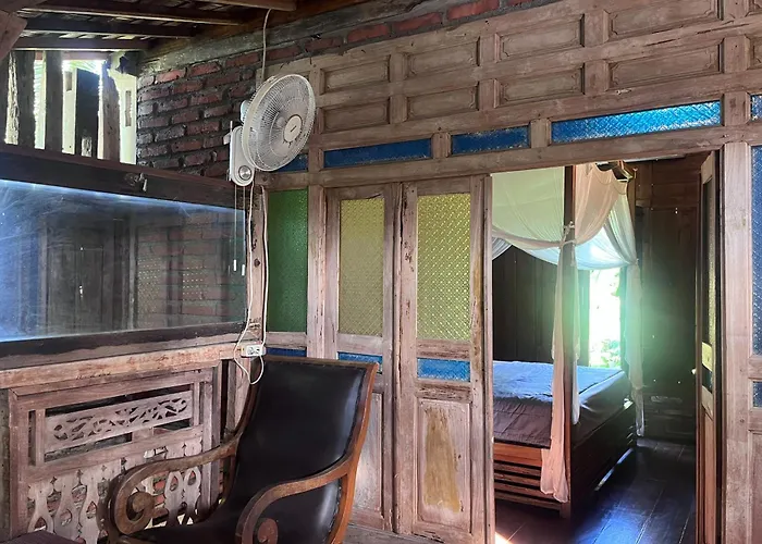 Twospaces Living At Kayu Villa, *